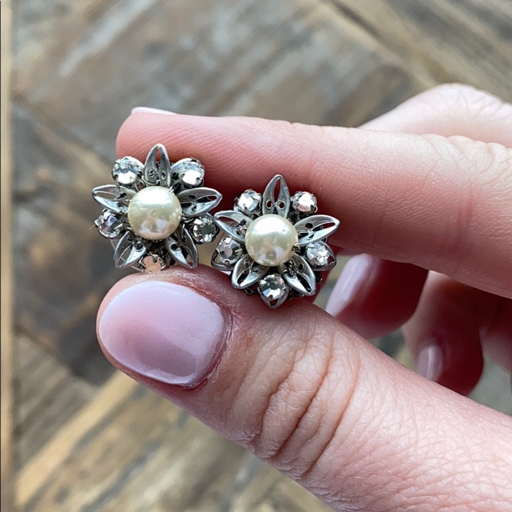 Miriam Haskell Pearl Studs - image 2